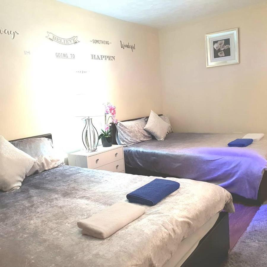 ריל Gabriel Guesthouse מראה חיצוני תמונה