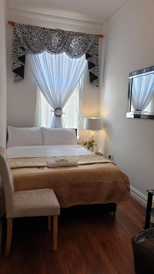 ריל Gabriel Guesthouse מראה חיצוני תמונה