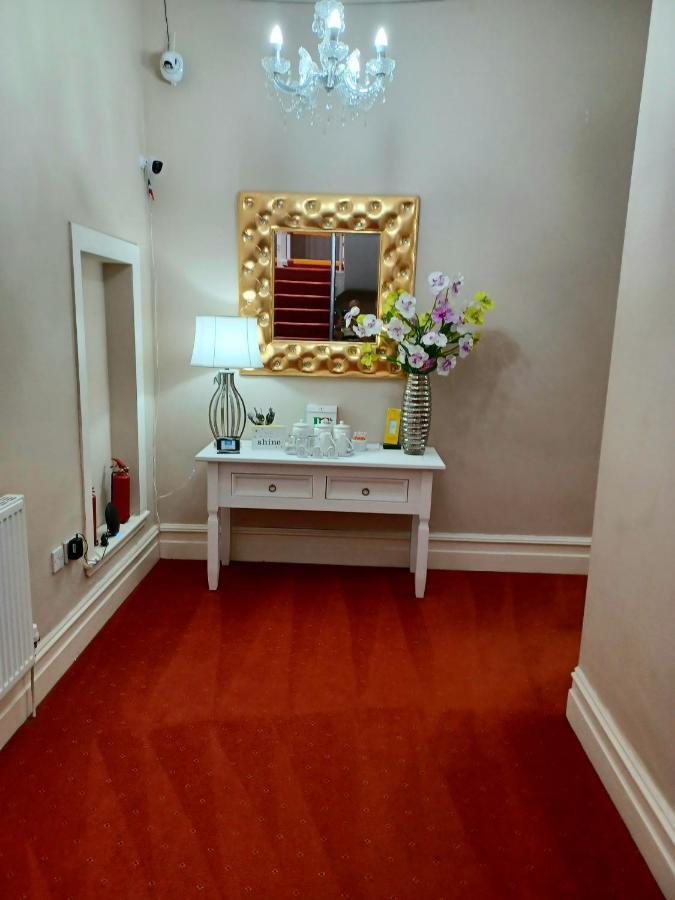 ריל Gabriel Guesthouse מראה חיצוני תמונה