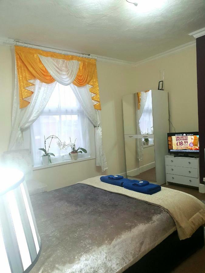 ריל Gabriel Guesthouse מראה חיצוני תמונה