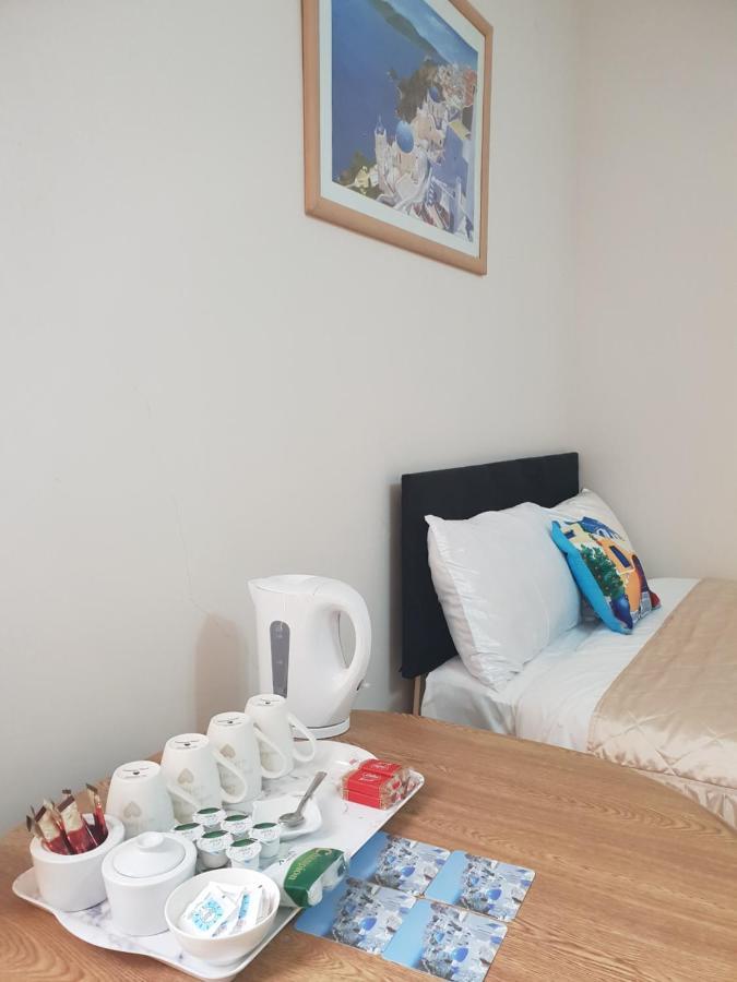 ריל Gabriel Guesthouse מראה חיצוני תמונה