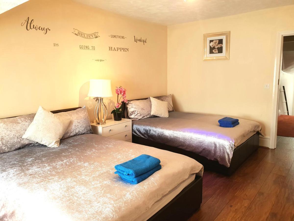 ריל Gabriel Guesthouse מראה חיצוני תמונה